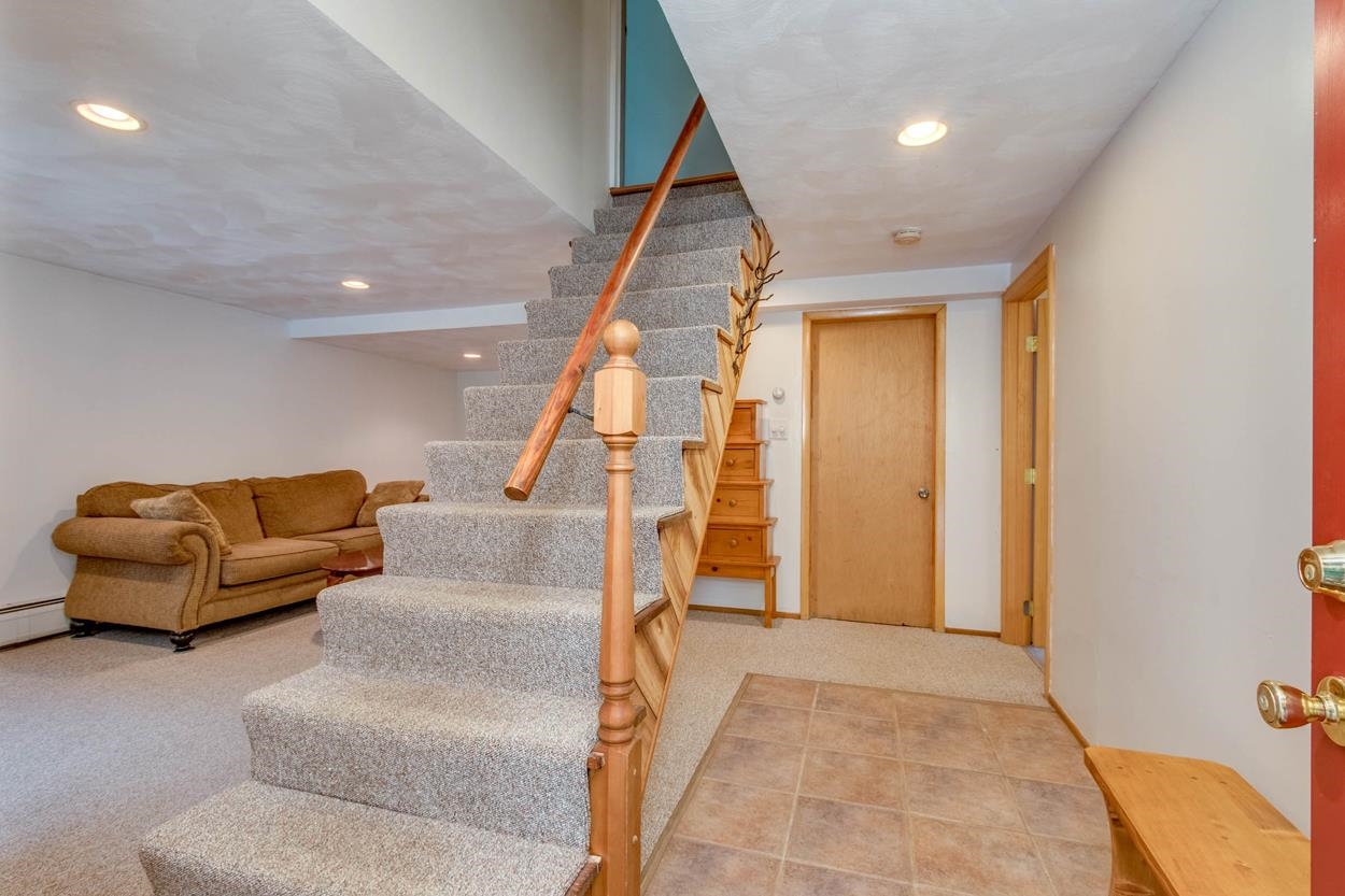 56 West Parish Road Concord, NH 03303 - Photo 22 of 38