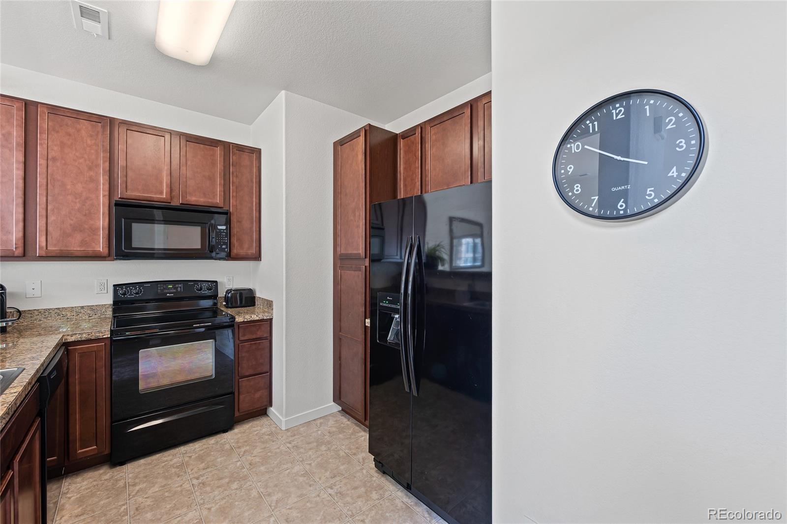 1365 South Chambers Road, Unit 102 Aurora, CO 80017 - Photo 4 of 40 Gallery Image 4