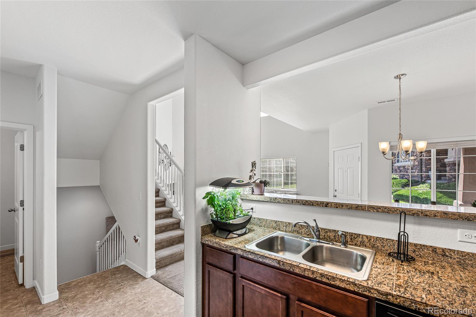 1365 South Chambers Road, Unit 102 Aurora, CO 80017 - Photo 5 of 40 Gallery Image 5