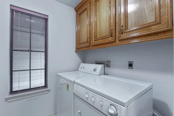 $285,000 | 12714 Hidden Castle Drive, Houston, TX 77015