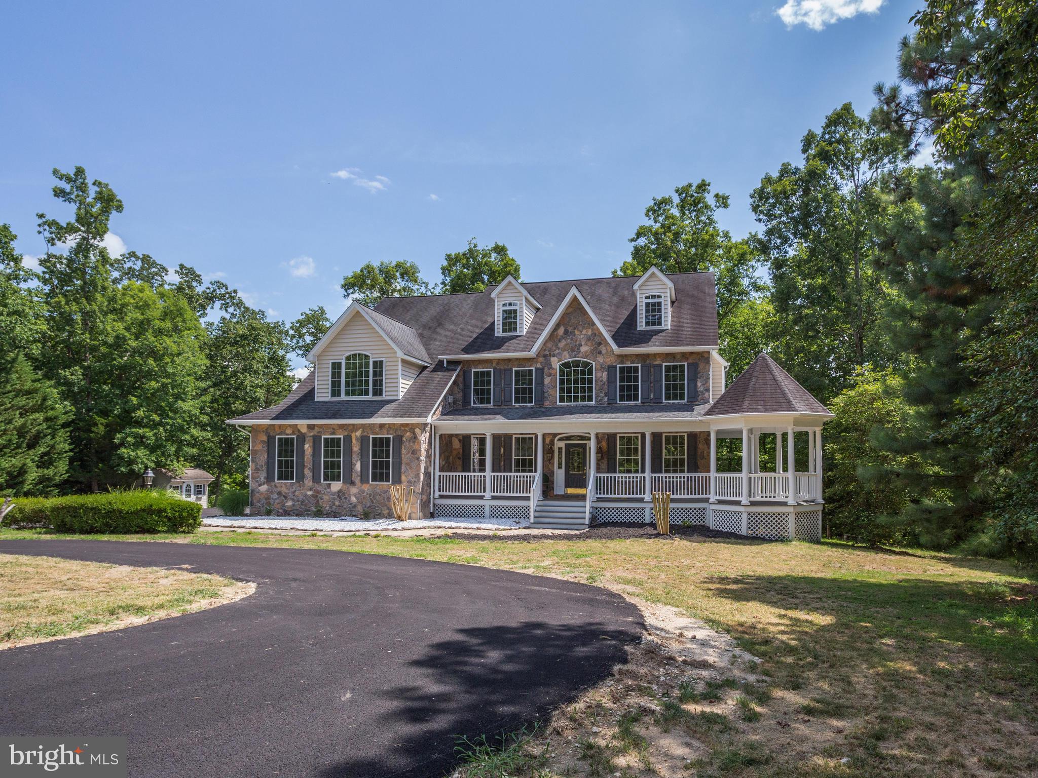 41161 Knight Road Leonardtown, MD 20650 - Photo 2 of 109 Newly Paved Circular Driveway