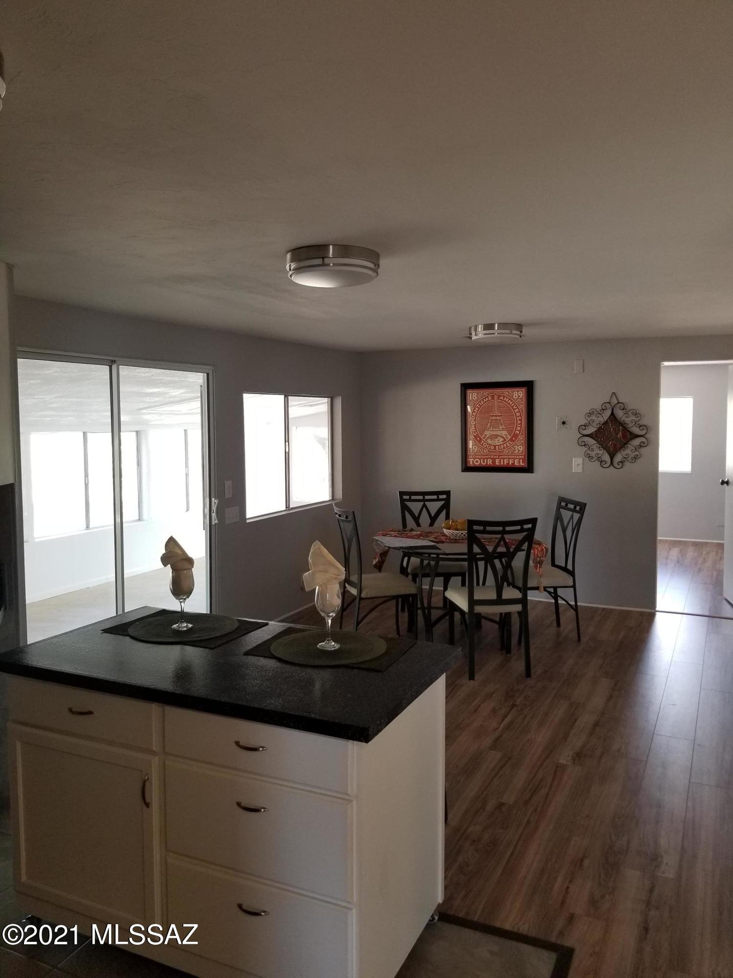 6740 South Caballo Road Tucson, AZ 85746 - Photo 8 of 48 Gallery Image 8