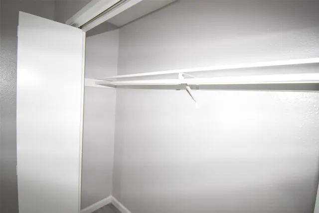 $1,425 | 16587 El Camino Real, Houston, TX 77062