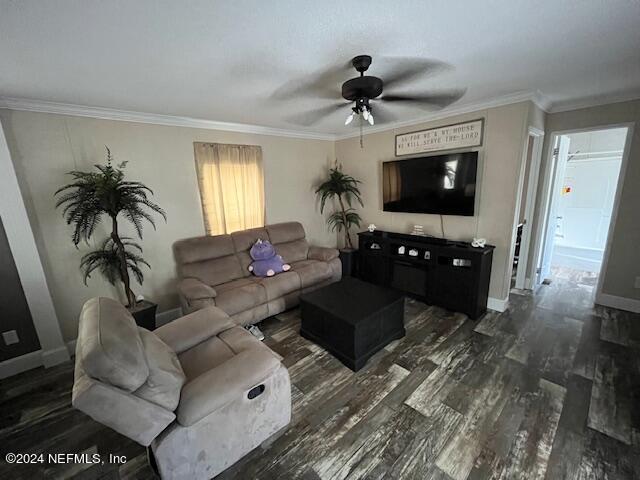 11918 Ramallah Road Jacksonville, FL 32219 - Photo 15 of 27 Livingroom