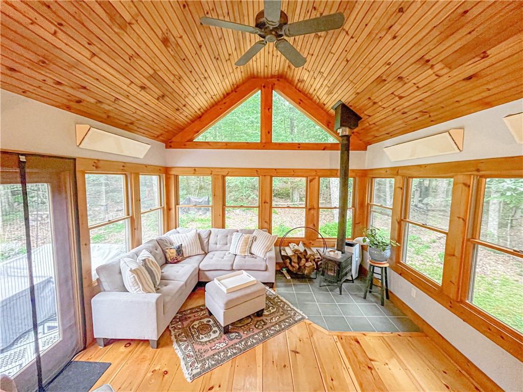 45 South Killingly Road Foster, RI 02825 - Photo 5 of 22