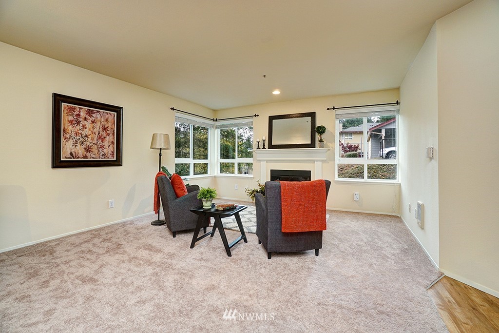3921 243rd Place Southeast, Unit J102 Bothell, WA 98021 - Photo 5 of 22