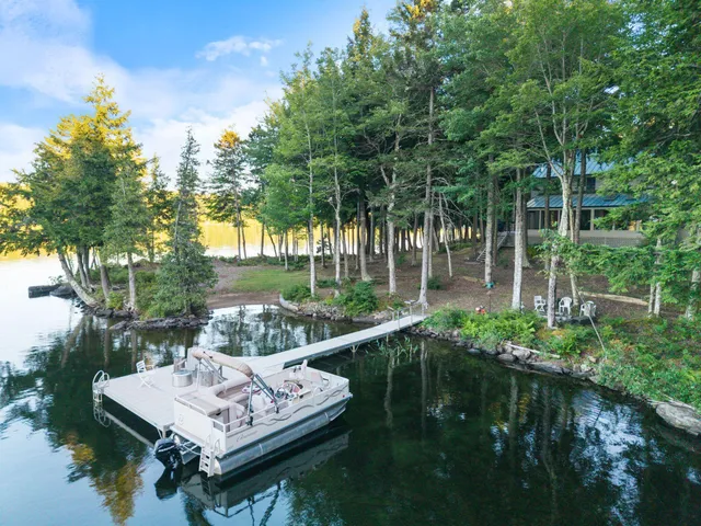 $4,250,000 | 480 Point Drive, Mount Vernon, ME 04352
