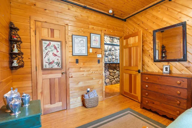 $4,250,000 | 480 Point Drive, Mount Vernon, ME 04352