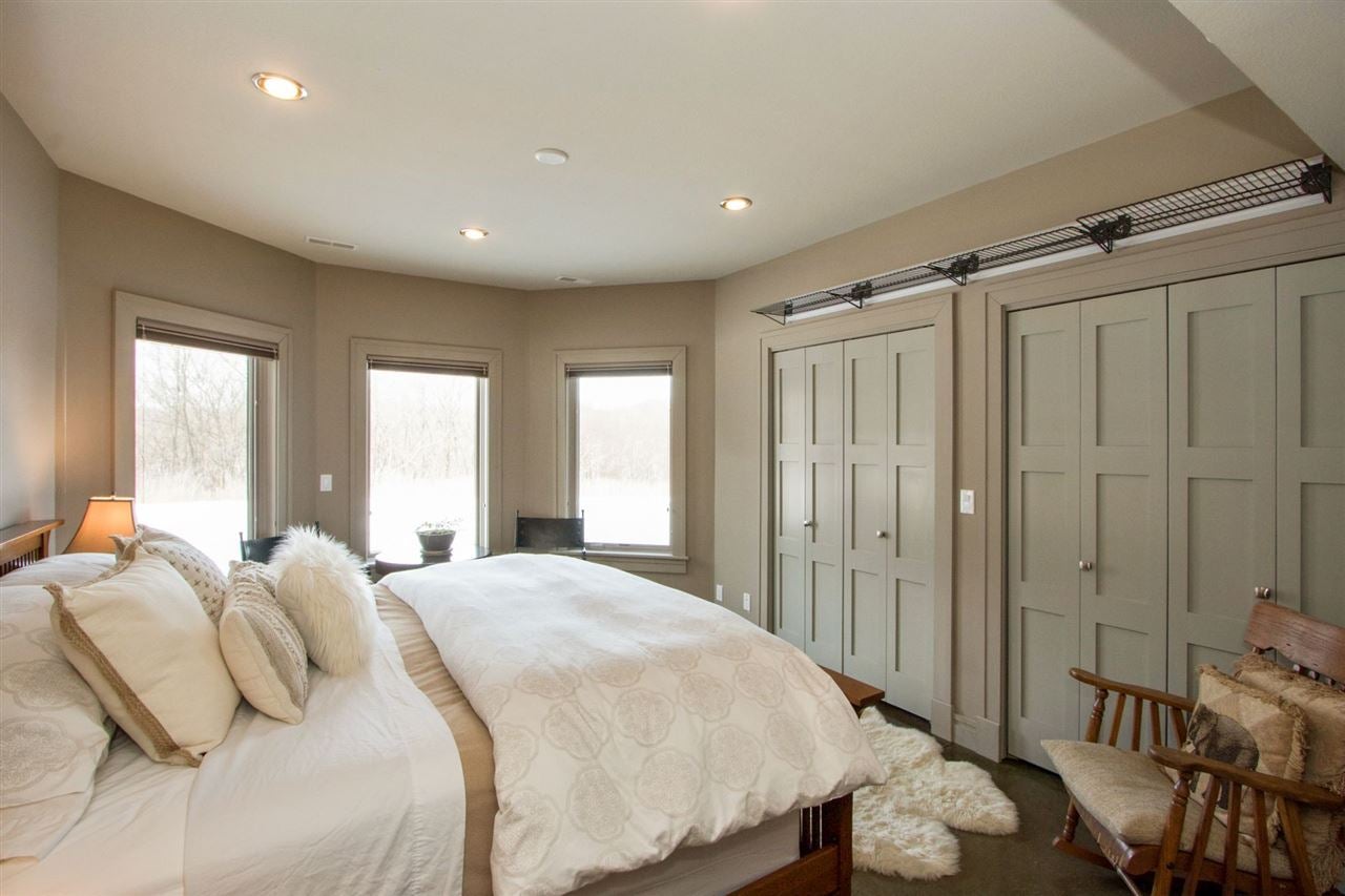 3320 Sandy Beach Road Northeast Solon, IA 52333 - Photo 49 of 50 Gallery Image 49