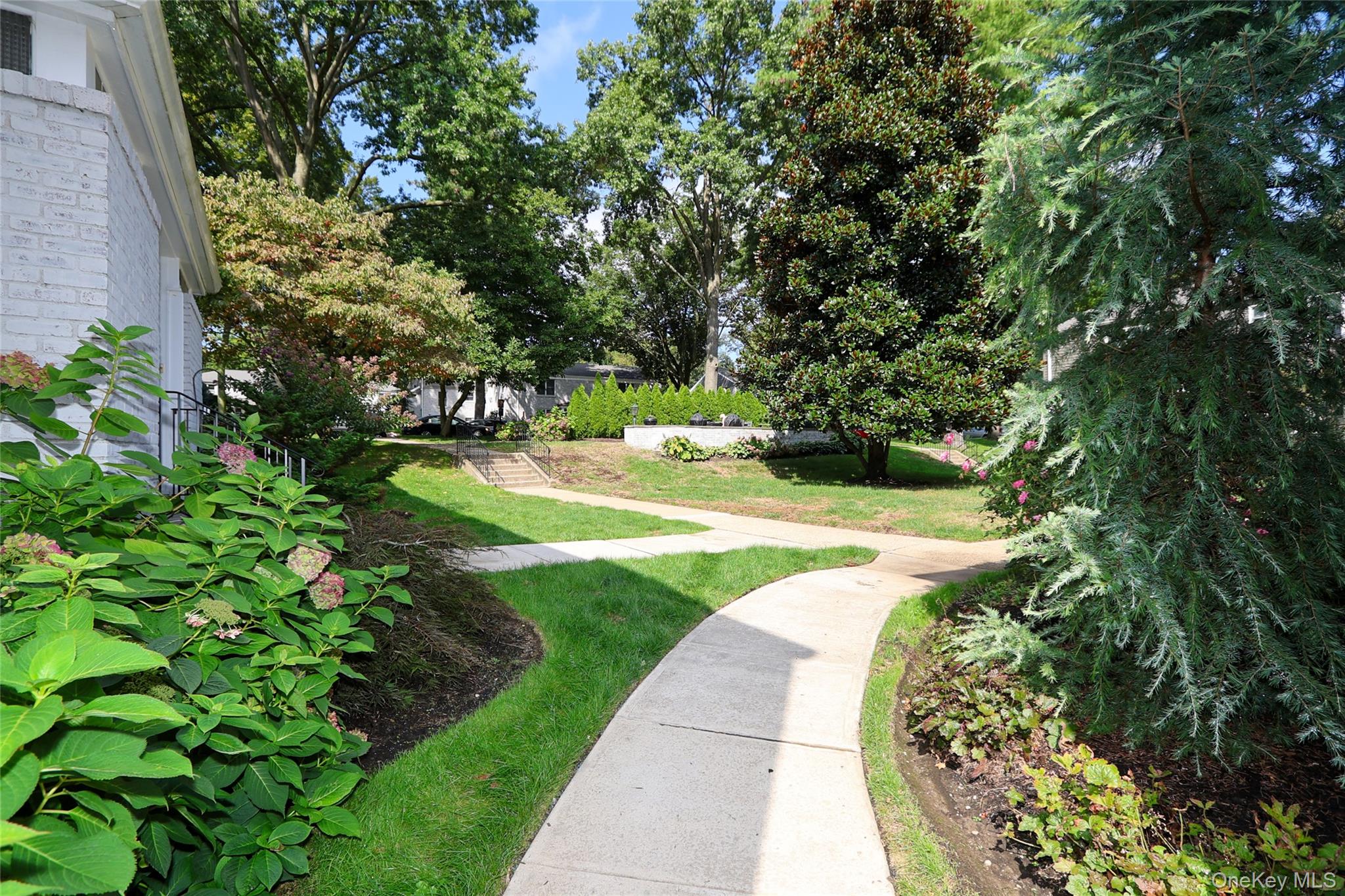 10 Glen Keith Road, Unit U Glen Cove, NY 11542 - Photo 19 of 22