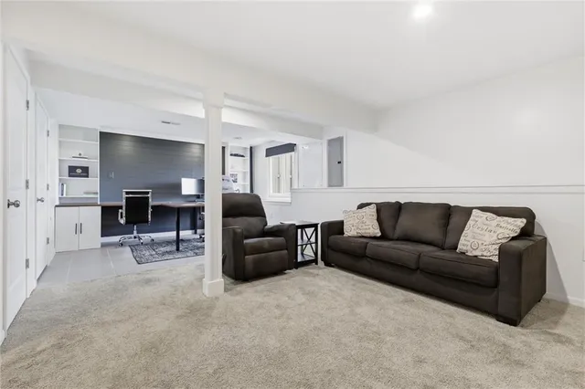 $335,000 | 834 North Juniper Court, Gardner, KS 66030