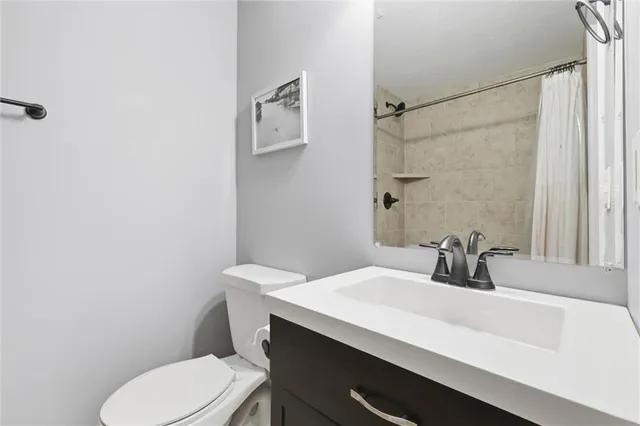 $335,000 | 834 North Juniper Court, Gardner, KS 66030