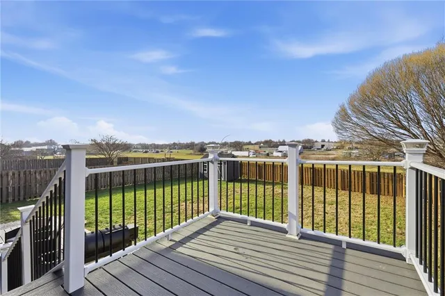 $335,000 | 834 North Juniper Court, Gardner, KS 66030