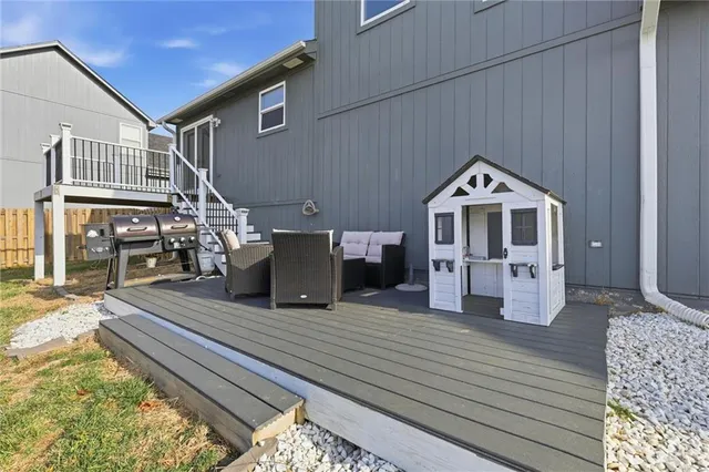 $335,000 | 834 North Juniper Court, Gardner, KS 66030