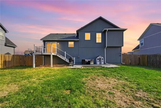 $335,000 | 834 North Juniper Court, Gardner, KS 66030