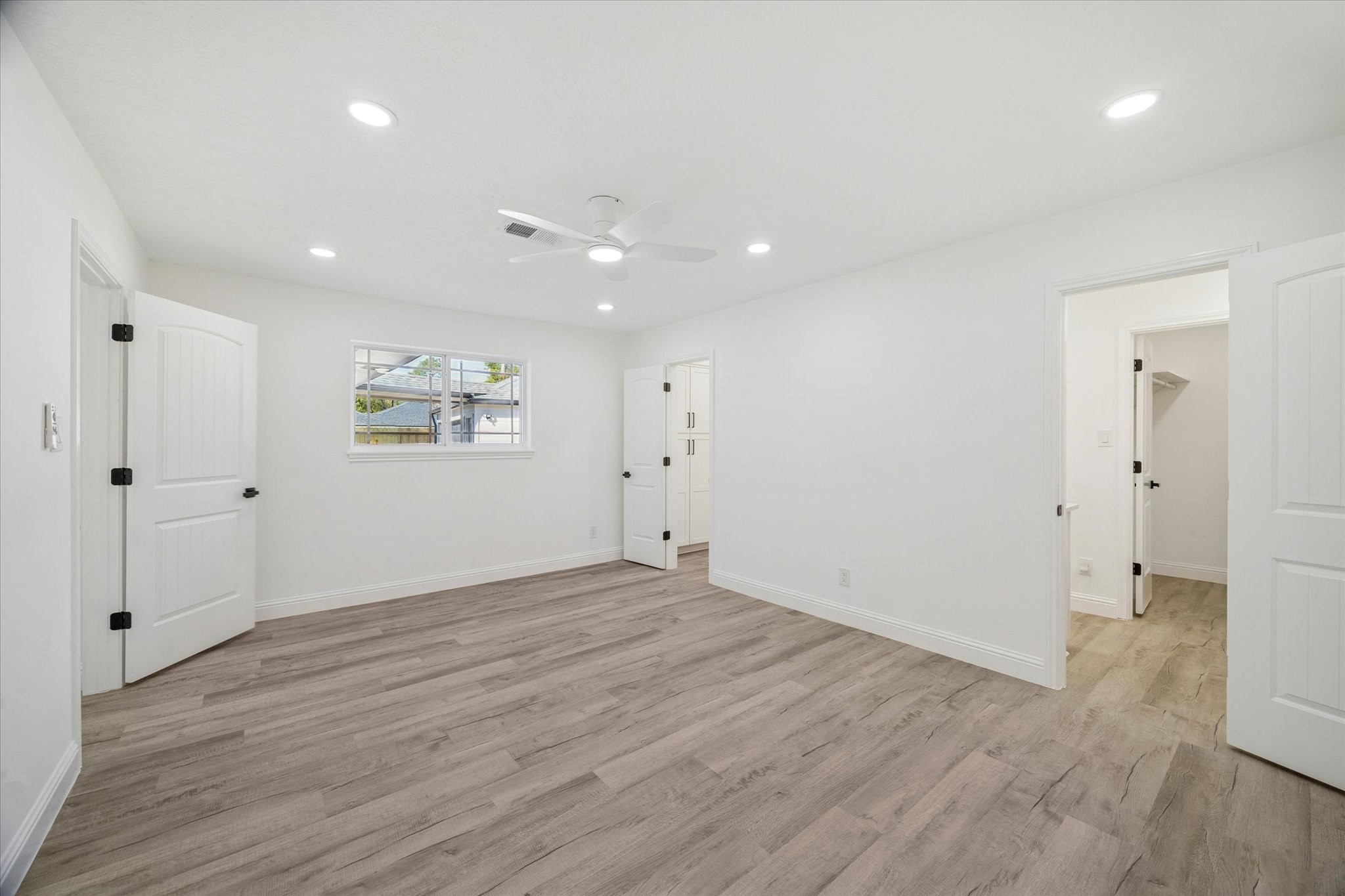 15402 Ripplestream Drive Houston, TX 77068 - Photo 16 of 27 Primary Bed