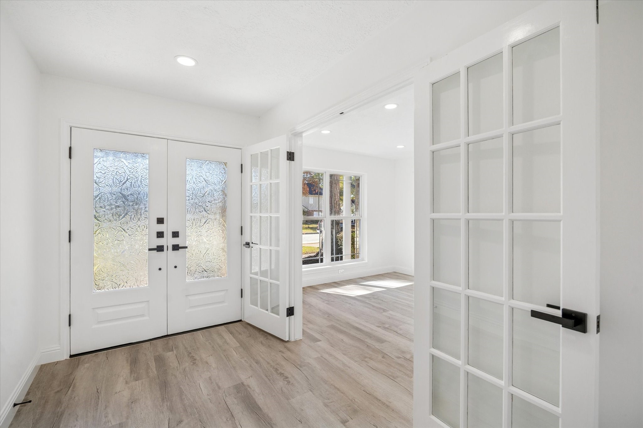 15402 Ripplestream Drive Houston, TX 77068 - Photo 3 of 27 Entrance