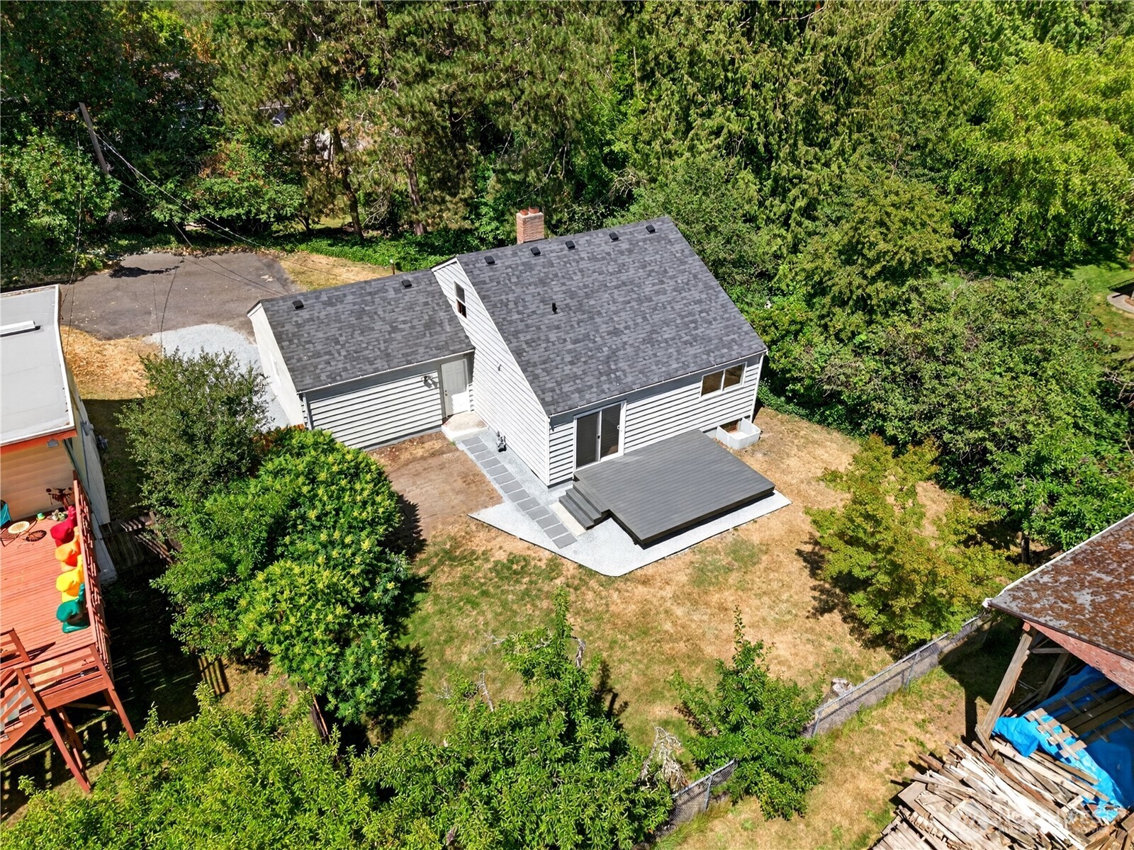 12302 7th Place Southwest Seattle, WA 98146 - Photo 34 of 36