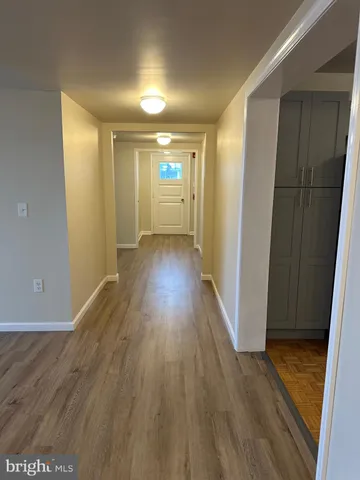 wooden floor in an empty room with wooden floor