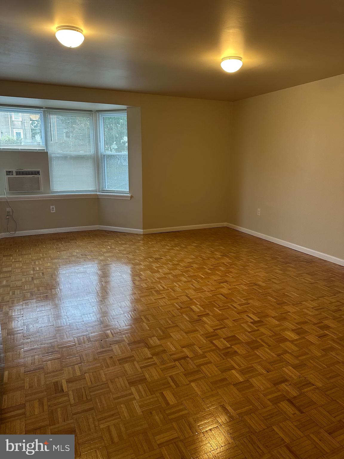122 East Ridge Road, Unit A4 Marcus Hook, PA 19061 - Photo 5 of 11 a view of room with window