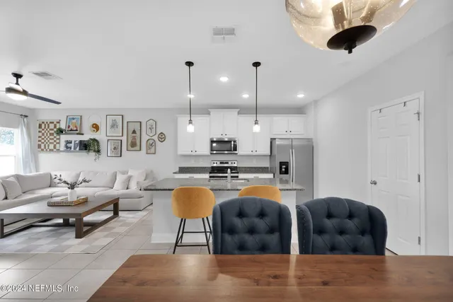 $295,000 | 13968 Molina Drive, Jacksonville, FL 32256