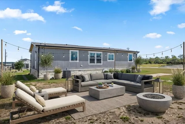 $267,099 | 104 Pineapple Sage Cove, Dale, TX 78616