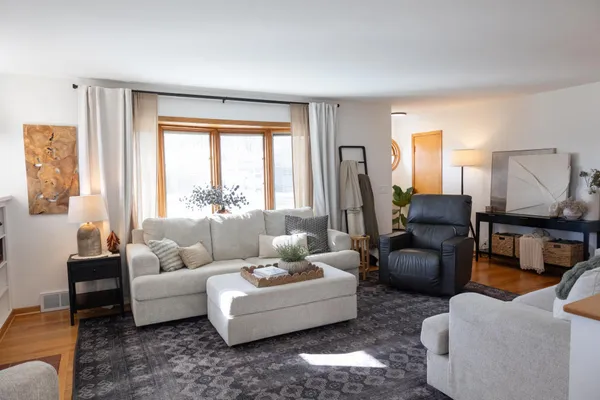 $279,000 | 204 Clary Street, Worthington, MN 56187