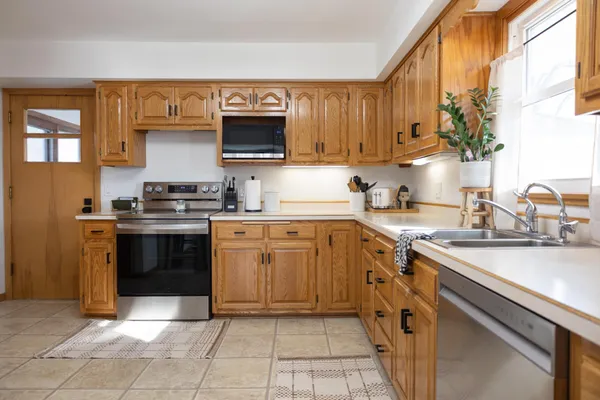 $279,000 | 204 Clary Street, Worthington, MN 56187