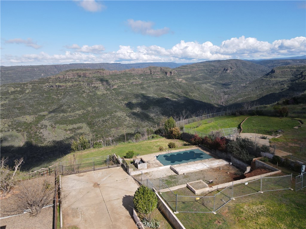183 Valley Ridge Drive Paradise, CA 95969 - Photo 3 of 41 a view of a street with an ocean view
