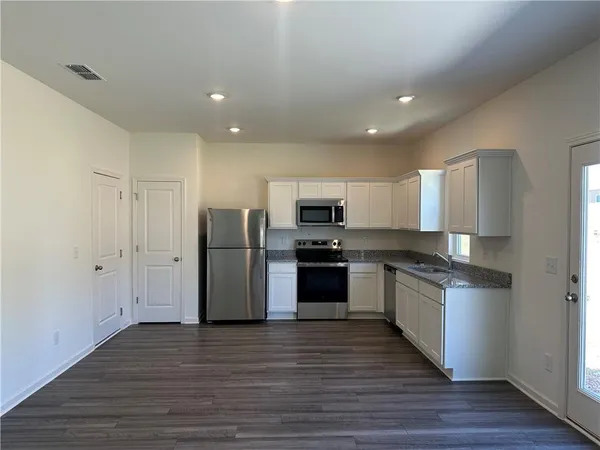 $2,199 | 199 Champions Boulevard, Dallas, GA 30157