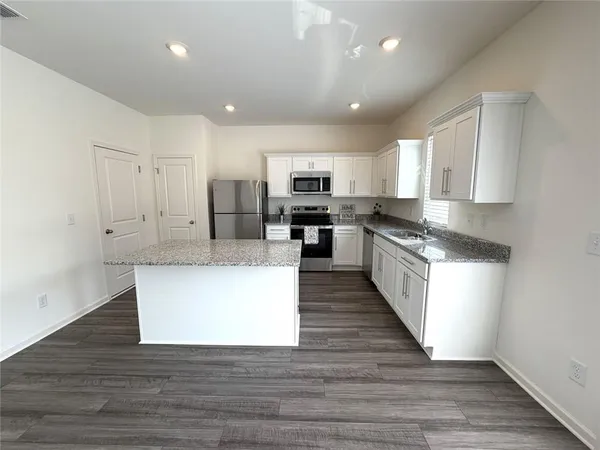 $2,150 | 199 Champions Boulevard, Dallas, GA 30157