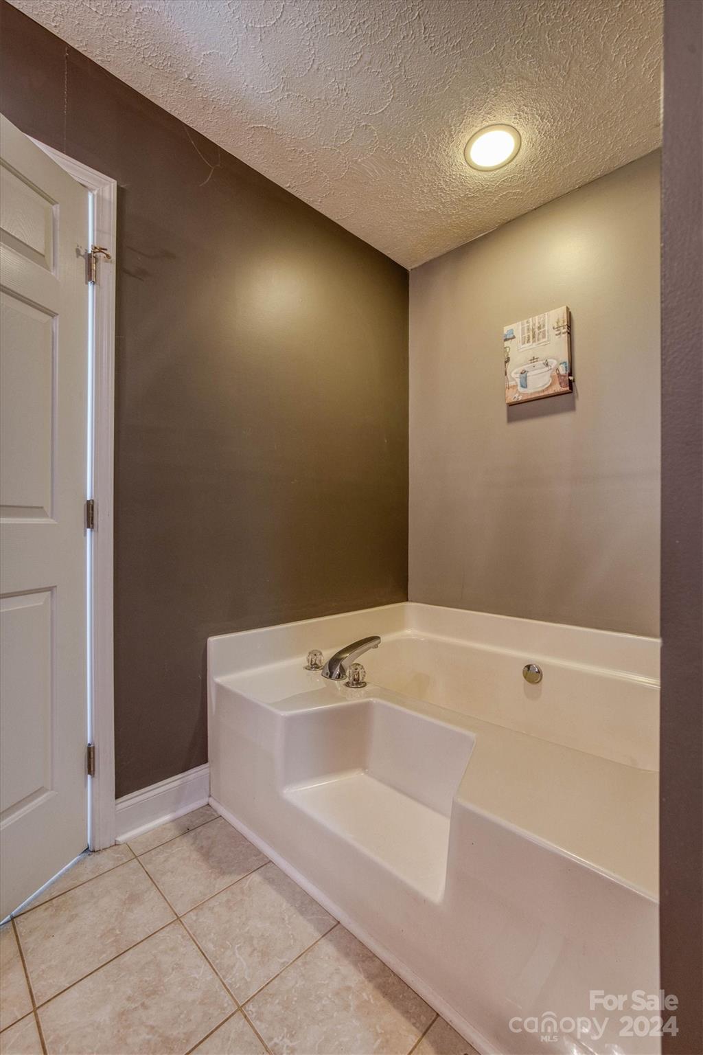 1658 Jamestown Road Morganton, NC 28655 - Photo 14 of 27 Gallery Image 14