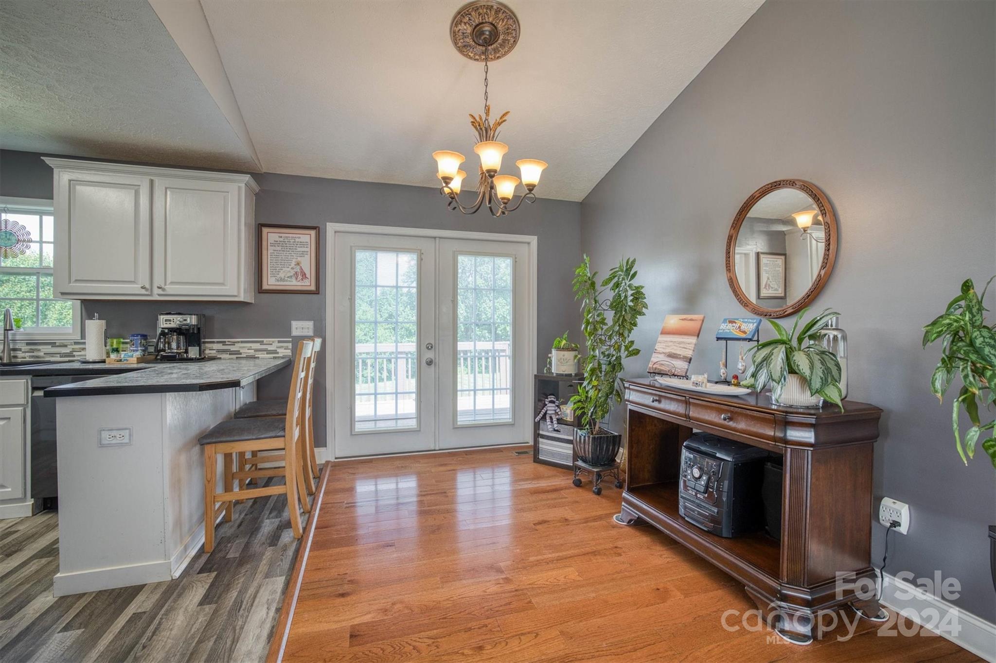 1658 Jamestown Road Morganton, NC 28655 - Photo 9 of 27 Gallery Image 9