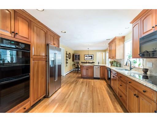 10 Greybirch Road Andover, MA 01810 - Photo 7 of 30