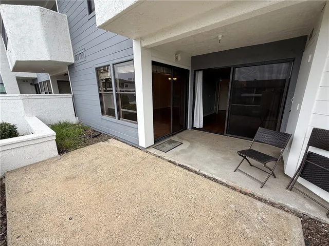 $3,300 | 260 Cagney Lane, Unit 112, Newport Beach, CA 92663