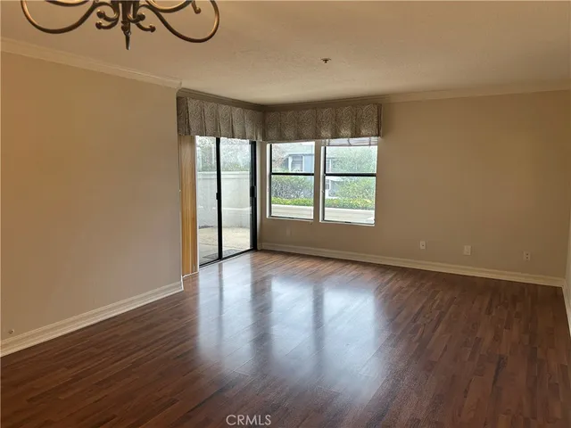 $3,300 | 260 Cagney Lane, Unit 112, Newport Beach, CA 92663