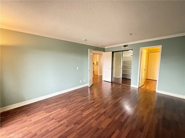 $3,300 | 260 Cagney Lane, Unit 112, Newport Beach, CA 92663