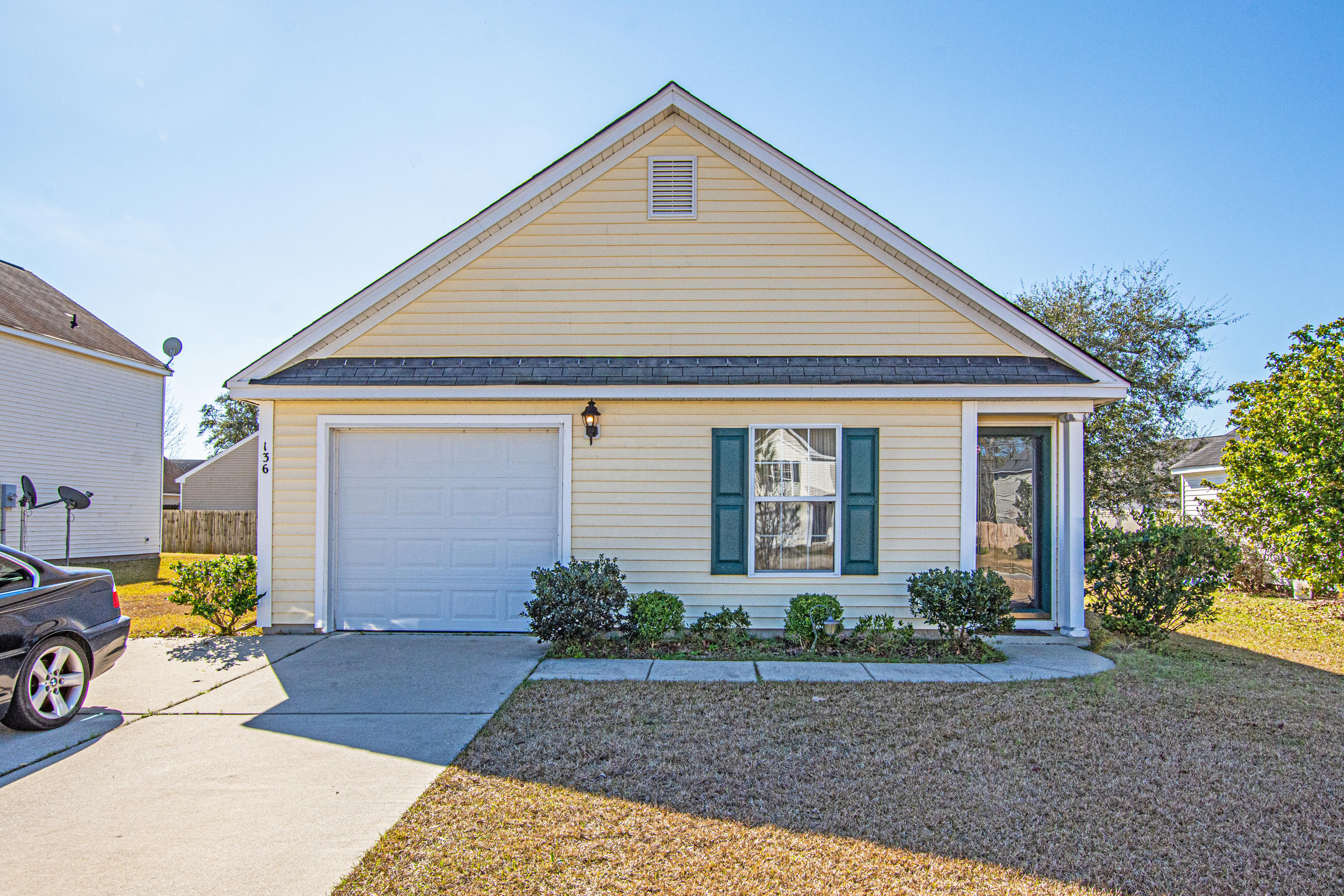 136 Thistle Road Goose Creek, SC 29445 - Photo 1 of 24 0-5 (4)