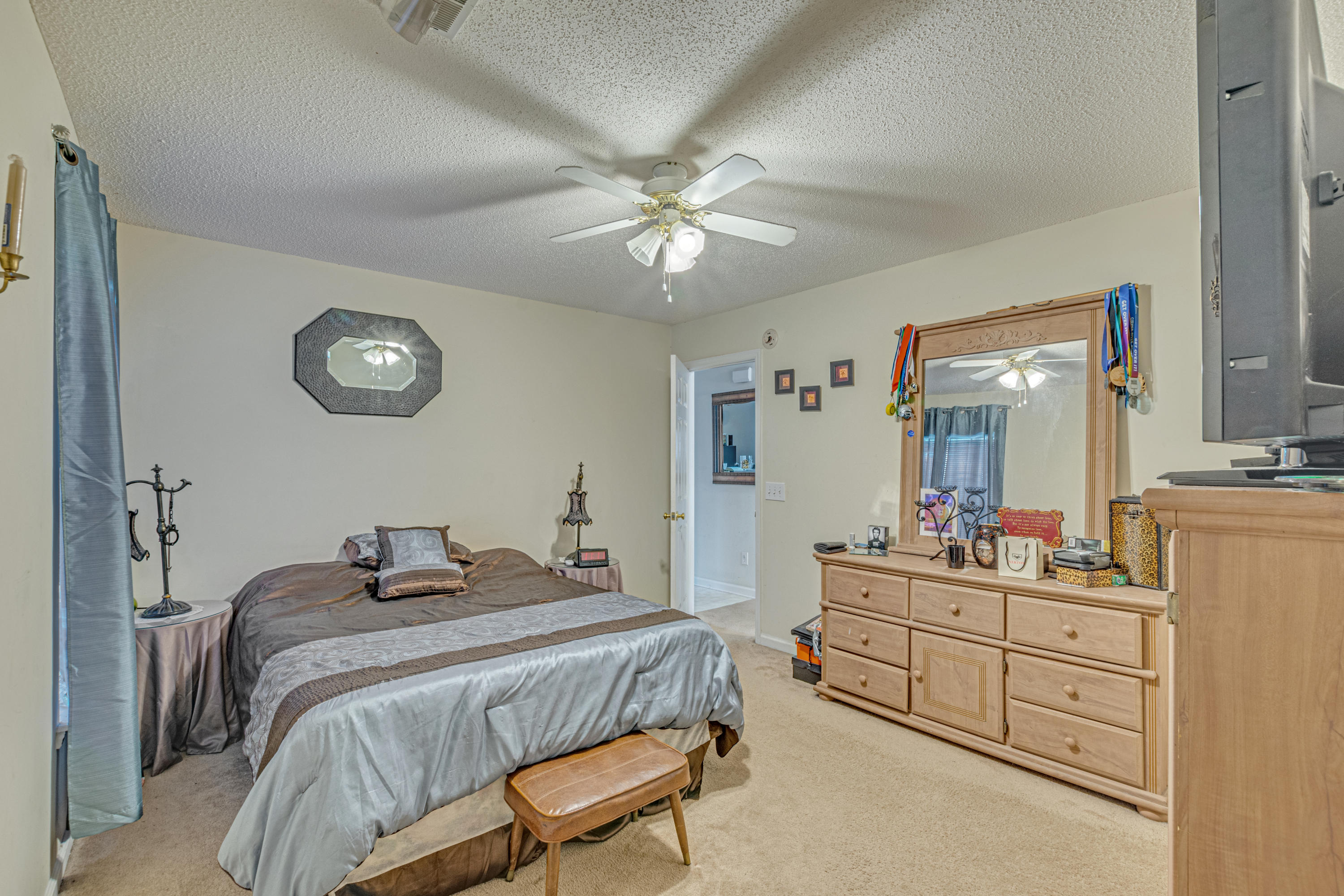 136 Thistle Road Goose Creek, SC 29445 - Photo 15 of 24 7 (4)
