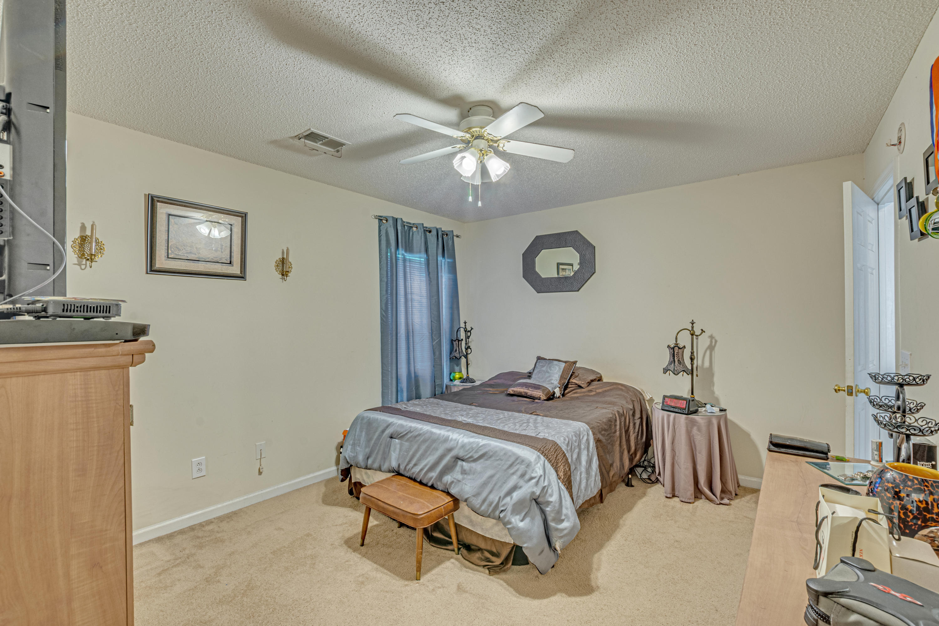 136 Thistle Road Goose Creek, SC 29445 - Photo 16 of 24 6 (5)