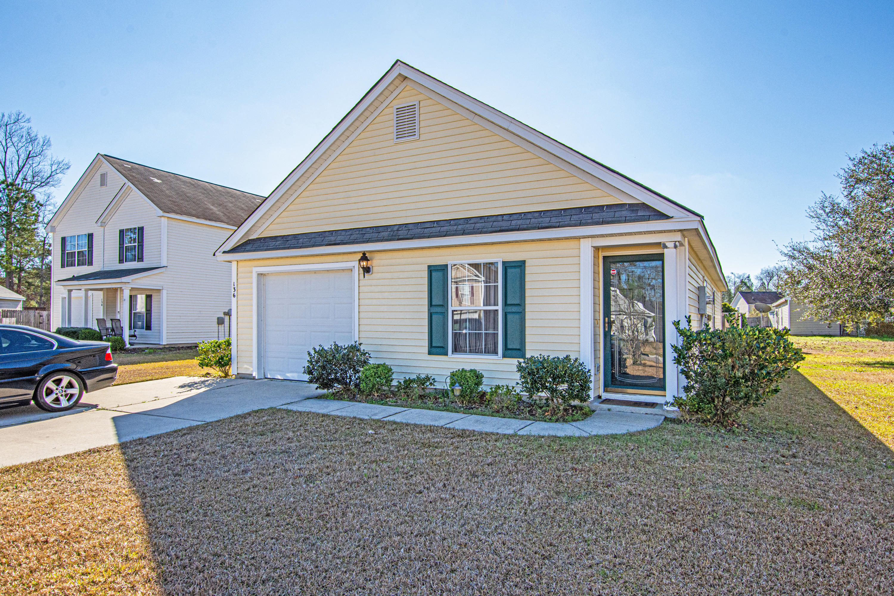 136 Thistle Road Goose Creek, SC 29445 - Photo 3 of 24 0-6 (5)