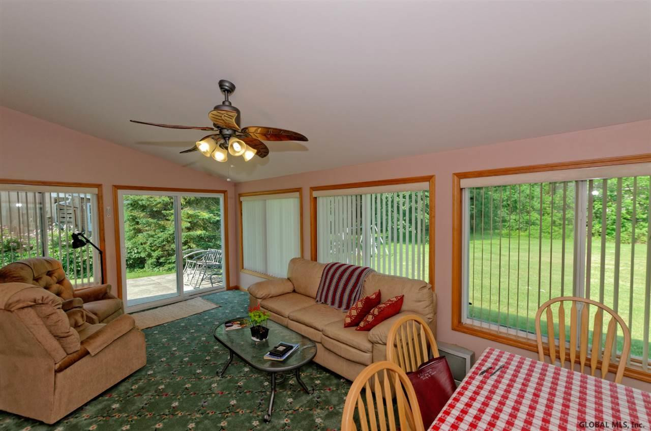717 Pearse Road Niskayuna, NY 12309 - Photo 21 of 24 Photo 21