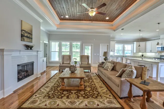 $616,586 | 1423 Summerbrooke Drive, Tallahassee, FL 32312