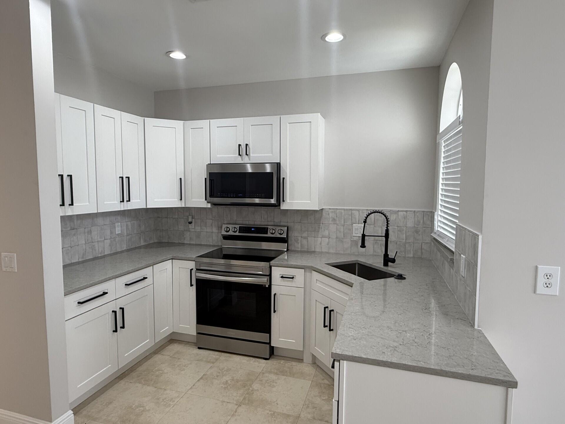 7218 Panache Way Boca Raton, FL 33433 - Photo 6 of 24 Kitchen 2
