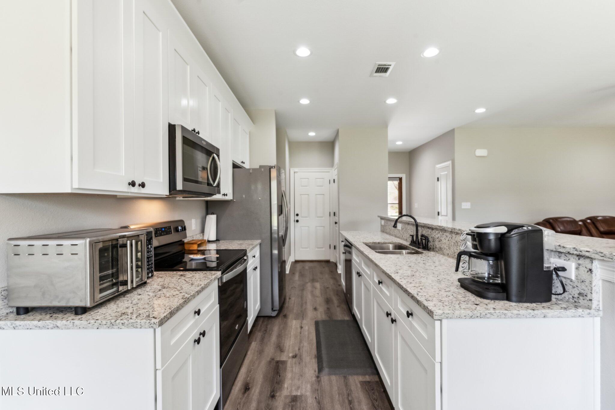 11 Hammock Road Carriere, MS 39426 - Photo 4 of 16 007