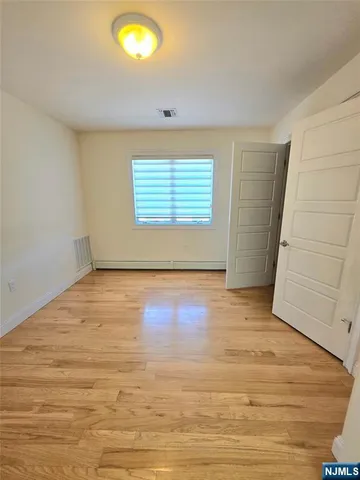 $5,200 | 25 East Edsall Avenue, Unit A, Palisades Park, NJ 07650