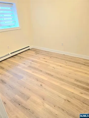 $5,200 | 25 East Edsall Avenue, Unit A, Palisades Park, NJ 07650