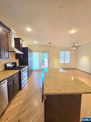 $5,200 | 25 East Edsall Avenue, Unit A, Palisades Park, NJ 07650