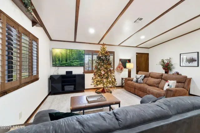 $670,000 | 1007 West Oak Street, Williams, AZ 86046