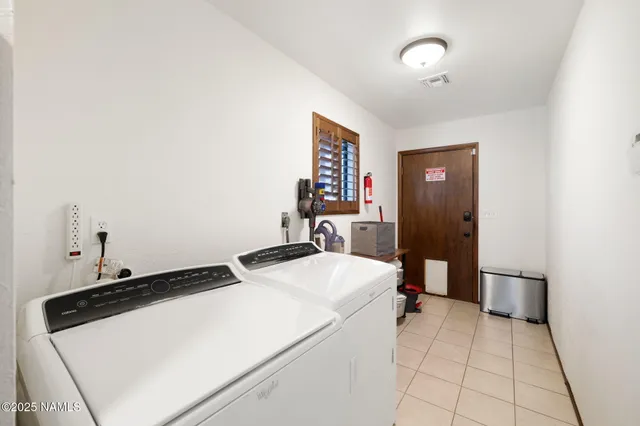 $670,000 | 1007 West Oak Street, Williams, AZ 86046